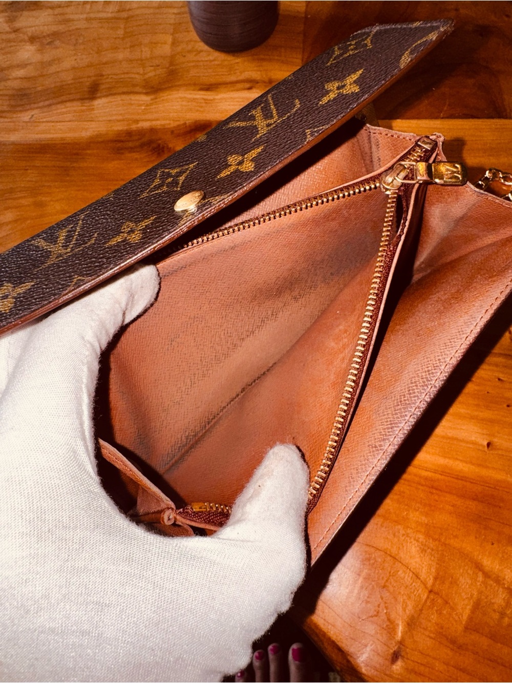 Louis Vuitton vintage monogram Sarah wallet converted to Crossbody 1997 - Picture 12 of 16